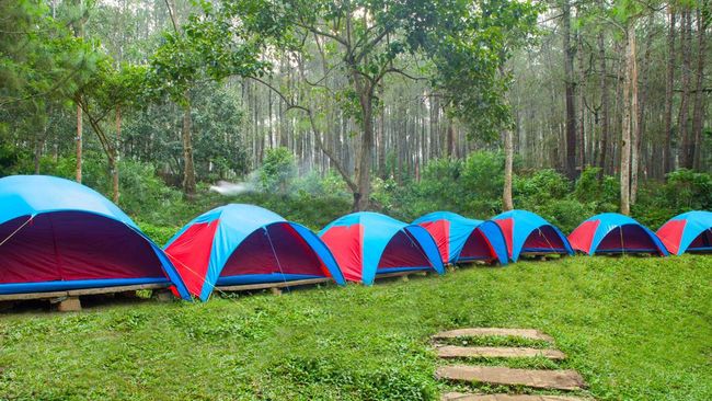 Masa Ujian Akhir Semester akan segera digantikan oleh liburan. Bagi kamu yang berencana menghabiskan liburan di Bandung, ada banyak destinasi wisata menarik