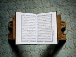 Surat Yusuf Ayat 31, Kisahkan Para Wanita Terpukau Ketampananan Nabi Yusuf AS