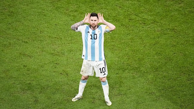 Lionel Messi tak menutup pintu peluang tampil bersama timnas Argentina di Piala Dunia 2026 meski usia tak lagi mendukung.