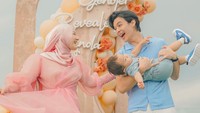 7 Potret Gender Reveal Anak Kedua Dinda Hauw, Sederhana dengan Tema Warna Pastel Bun