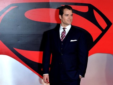 img-title Didepak dari Sosok Superman, Henry Cavill Jadi Pria Tertampan 2022
