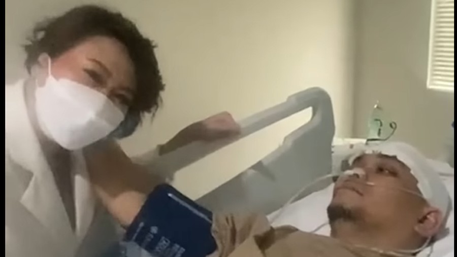 Indra Bekti sudah siuman setelah mengalami pendarah otak dan menjalani dua kali operasi.