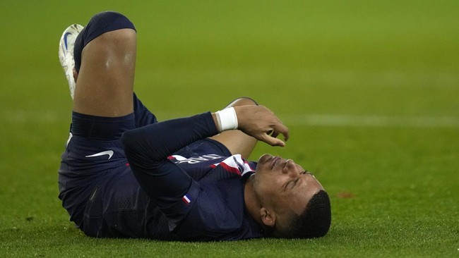 Kylian Mbappe mengaku masih bersedih akibat kalah di final Piala Dunia 2022 namun tak mau hal tersebut berdampak ke Paris Saint Germain.