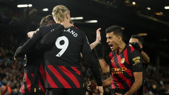 Manchester City masih terus berusaha mengejar Arsenal. Berikut klasemen Liga Inggris setelah berakhirnya rangkaian laga Boxing Day.