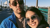 7 Potret Liburan Akhir Tahun Artis Indonesia yang Nikah 2022, Maudy Ayunda di AS