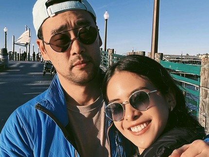 7 Potret Liburan Akhir Tahun Artis Indonesia yang Nikah 2022, Maudy Ayunda di AS