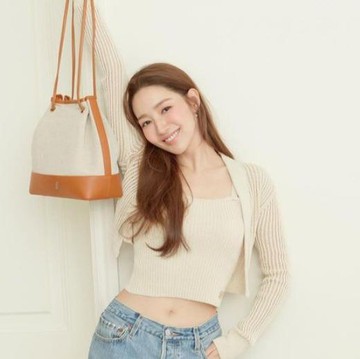 img-title Nggak Susah, Ini 3 Kebiasaan ala Artis Korea untuk Usir Perut Buncit dan Punya Badan Ideal