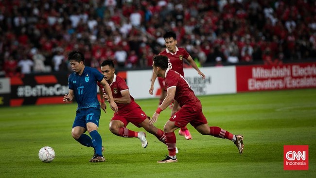 Timnas Indonesia bermain imbang 1-1 melawan Thailand pada lanjutan Grup A Piala AFF 2022 di Stadion Utama Gelora Bung Karno, Kamis (29/12).