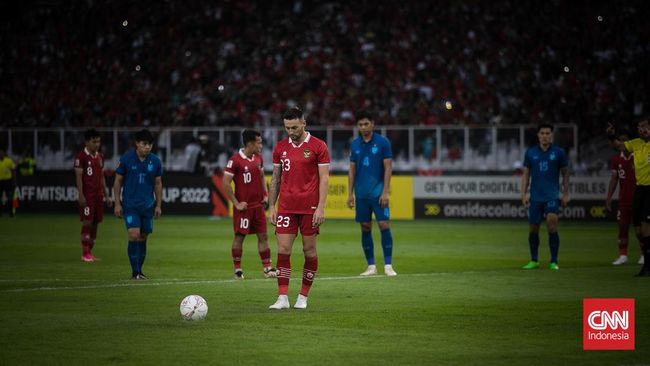 Hasil pertandingan Indonesia vs Thailand, Kamis (29/12), menambah daftar tim tersingkir dari persaingan Piala AFF 2022.