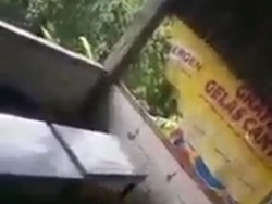 Heboh Video Sejoli Magetan Mesum di Warung Lesehan