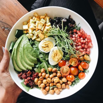 img-title Nggak Perlu Takut Kelaparan, 7 Makanan Ini Ampuh Bikin Kenyang Lama Menurut Ahli Diet!