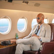 Influencer Kontroversial Andrew Tate Didakwa Kasus Pemerkosaan dan Perdagangan Manusia