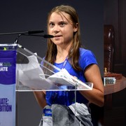 Viral Influencer Andrew Tate Serang Aktivis Iklim Greta Thunberg di Twitter, Balasannya Menohok & Bikin Kena Mental!