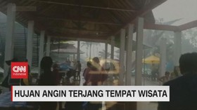VIDEO: Hujan Angin Dan Banjir Bandang Terjang Tempat Wisata Dan Desa