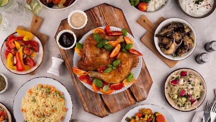 Sama Meriahnya Seperti di Indonesia, Ini 10 Makanan Khas yang Disantap di Berbagai Negara Saat Perayaan Tahun Baru