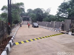 Perbaikan Kelar, Jembatan Kali Cisadane Bogor Dilintasi Kendaraan Besok