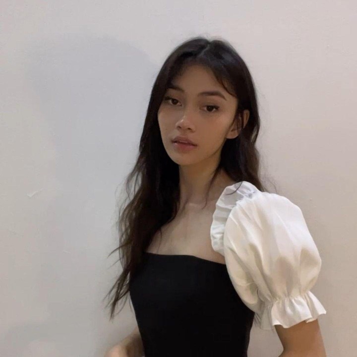 <p>Kini sudah remaja, Sasi Asmara selalu tampil memesona di setiap kesempatan. Potretnya dibanjiri banyak pujian oleh warganet, Bunda. (Foto: Instagram @sasiasmara)</p>