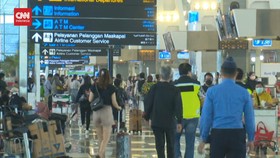 VIDEO: Bandara Soetta Terpantau Ramai Jelang Tahun Baru