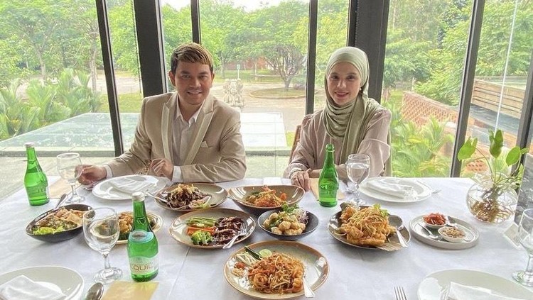Aldila Jelita dan Indra Bekti
