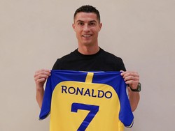 Ronaldo Gabung Klub Arab Diledek Fans Messi di Lini Masa