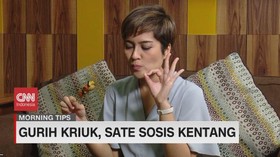 VIDEO: Gurih Kriuk, Sate Sosis Kentang