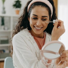BeauPicks: 5 Serum dengan Kandungan Tranexamic Acid untuk Memudarkan Bekas Jerawat dan Mencerahkan Wajah