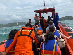 Kronologi Penyelamatan Penumpang Kapal Wisata di Labuan Bajo