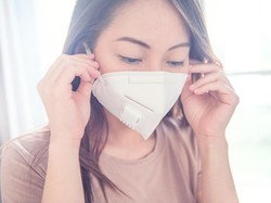 Eris Terdeteksi di Indonesia, Epidemiolog Minta Masyarakat Pakai Masker