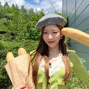 5 Gaya Taeyeon SNSD yang Tetap Cute dan Awet Muda di Usia 33 Tahun