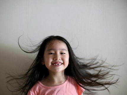 17 Model Rambut Anak Perempuan yang Hits & Tren 2023, Bikin Si Kecil Tampil Fresh