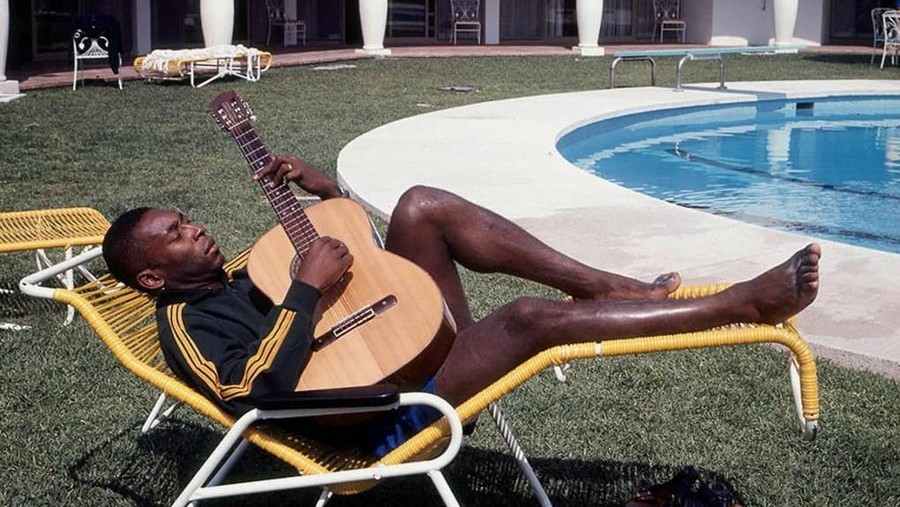 Pele
