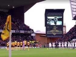 Penghormatan Pemain Sepakbola Eropa untuk Pele