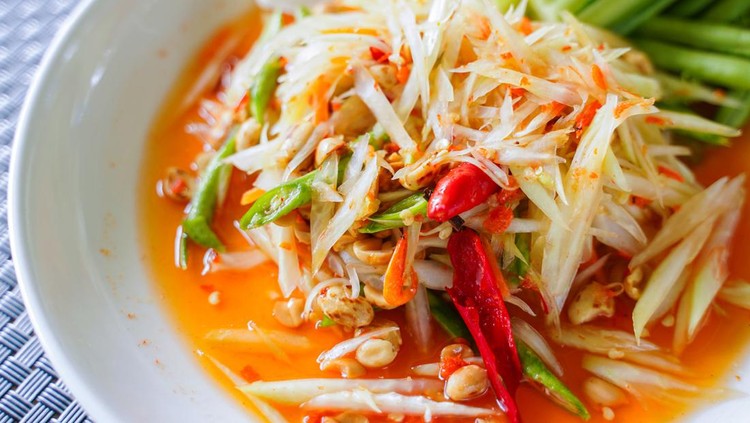 Resep Selada Pepaya Muda Thailand (Som Tum) Resep Selada Pepaya Muda Thailand (Som Tum)