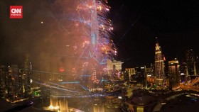 VIDEO: Pertunjukan Kembang Api dan Laser di Burj Khalifa