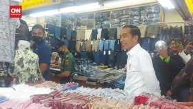 VIDEO: Jokowi Ke Pasar Tanah Abang: Saya Harapkan 2023 Lebih Baik