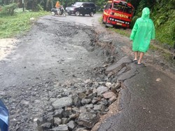 Akses Menuju Kawasan Baduy di Lebak Banten Amblas Sedalam 50 Cm