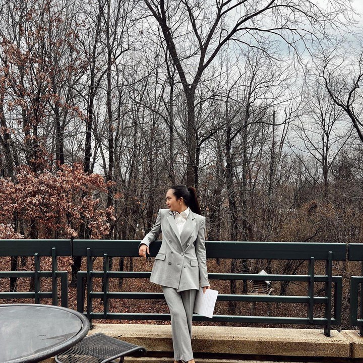 <p>Beby Tsabina resmi menjadi mahasiswa di universitas tersebut pada September 2022 lalu, Bunda. "<em>Bronco bash & first day as a student~</em>" tulis Beby dalam unggahan fotonya. (Foto: Instagram @bebytsabina)</p>