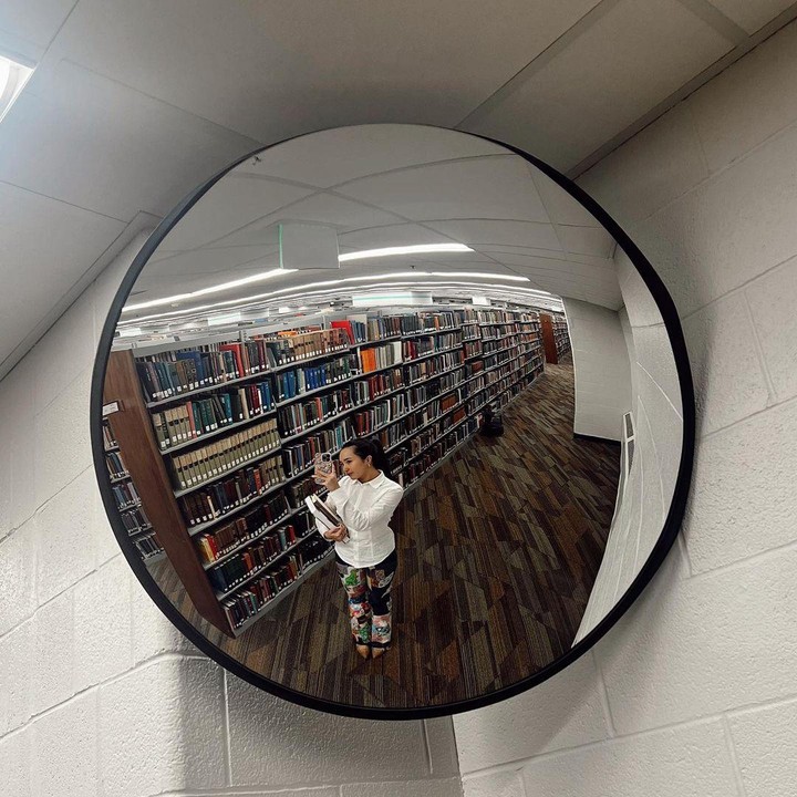 <p>Unggahan Beby Tsabina saat menjadi mahasiswa di luar negeri kerap mengundang komentar netizen. Tak sedikit yang memberikan semangat untuk dara berusia 20 tahun ini. (Foto: Instagram @bebytsabina)</p>