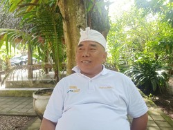 Kocak! Warga Minta Bupati Jadi Fotografer saat Ketemu Menpar