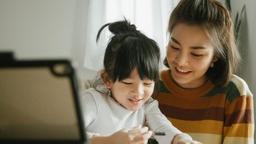 TIPS MENDIDIK ANAK AGAR CERDAS DAN MANDIRI