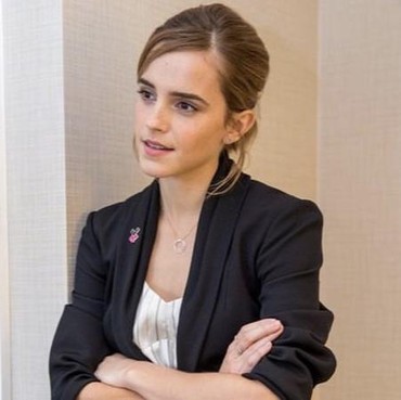 Emma Watson Kuliah Lagi di Oxford, Kekasih Setia Dampingi