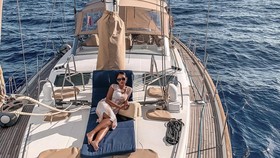 Kisah Wanita Surabaya Hidup di Yacht Bertualang Arungi Lautan Eropa