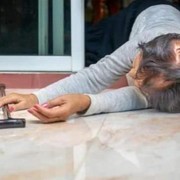 Beauties, Biasakan untuk Tidak Tertawa Saat Melihat Orang Lain Terjatuh, Ini Lho Penjelasannya