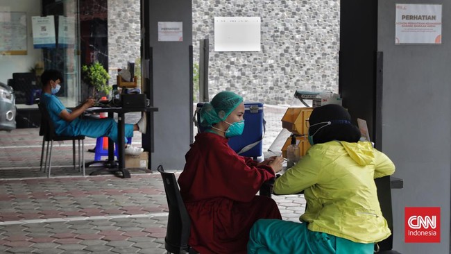 Positif Covid RI Bertambah 260 Kasus, 263 Orang Sembuh Satuan Tugas (Satgas) Penanganan Covid-19 mencatat kasus positif Covid-19 bertambah 260 kasus pada Selasa (31/1).