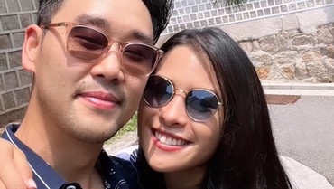 img-title Suami Korea Maudy Ayunda Ungkap Pengalaman Buka Puasa Pertama Usai Mualaf