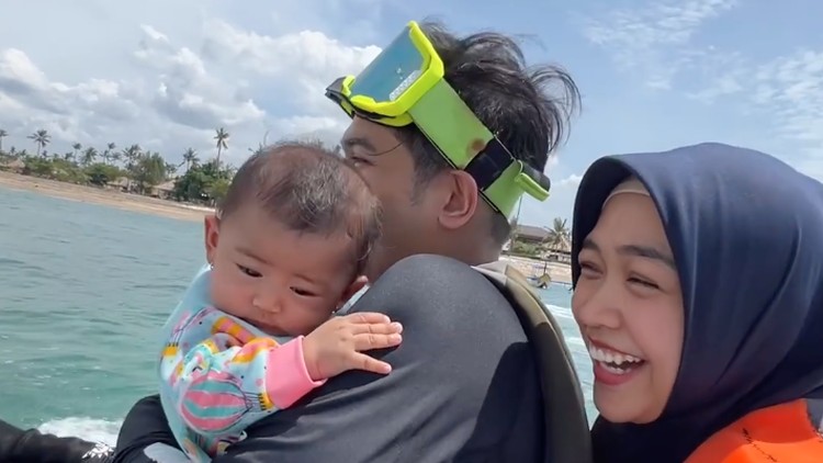 Ria Ricis Ria Ricis liburan ke Bali
