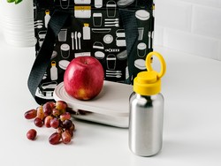 Selain Corkcicle, Ini 5 Brand Botol Minuman Kekinian, Mulai dari Rp 69 Ribu