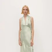 Minimalis Masih Berjaya di Fashion 2023, Bottega Veneta Tawarkan Versi Kasual yang Elegan!