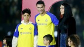 Resmi, Ronaldo Lamar Georgina dengan Cincin Berlian Raksasa