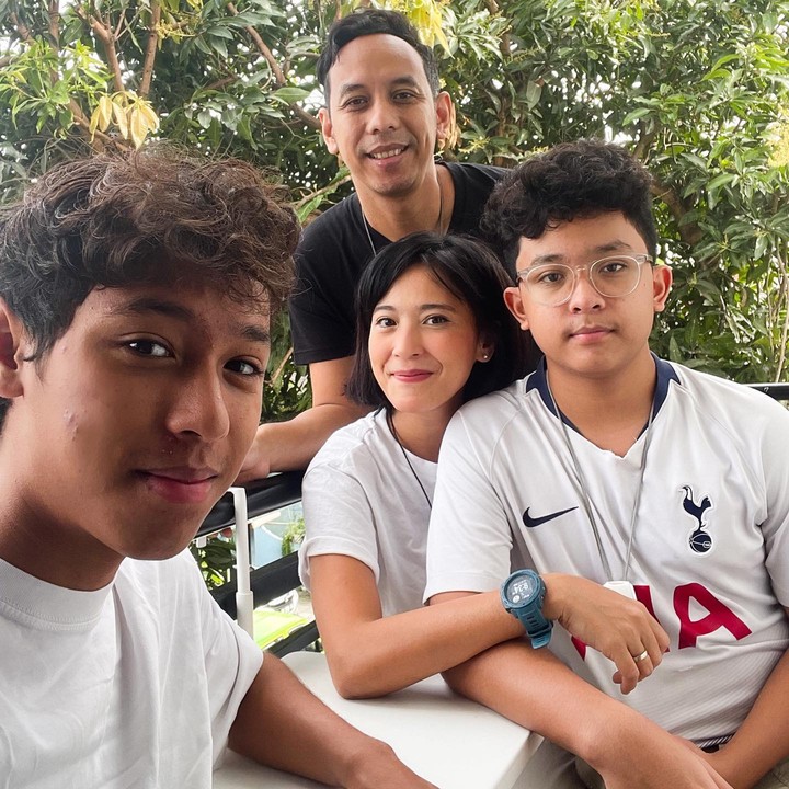 Rangga Namora Putra Barata Anak Sophie Navita
